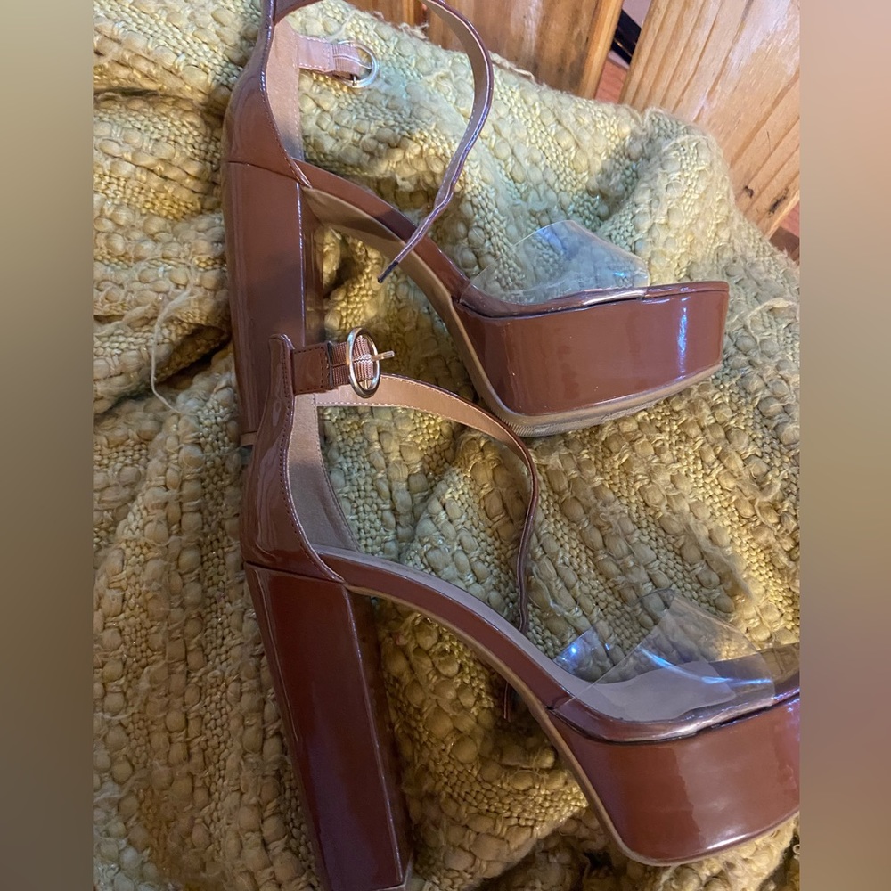 Bamboo Brown platform heel (Price Firm)